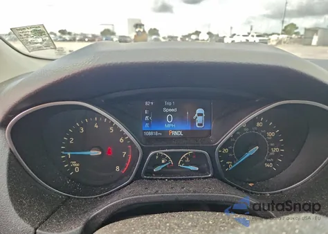 2016 Ford Focus Se z USA, uszkodzony, nr VIN 1FADP3F20GL296692